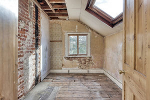 Photo 21- click for photo gallery